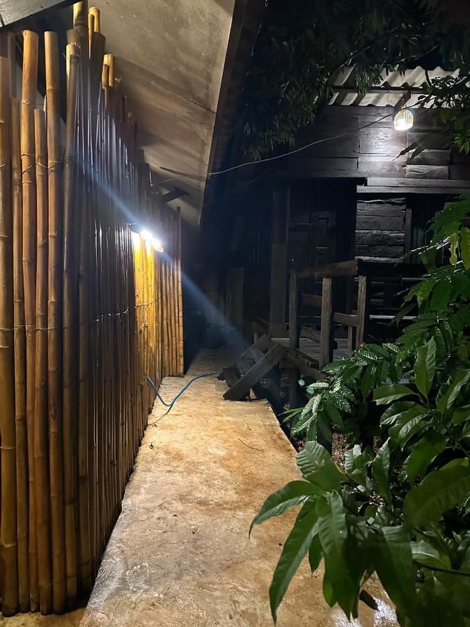 The Legend Homestay. Mae Ai Extérieur photo